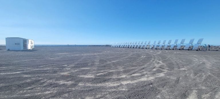 LightManufacturing heliostat array and SRM3 - best in class heliostats for solar thermal manufacturing